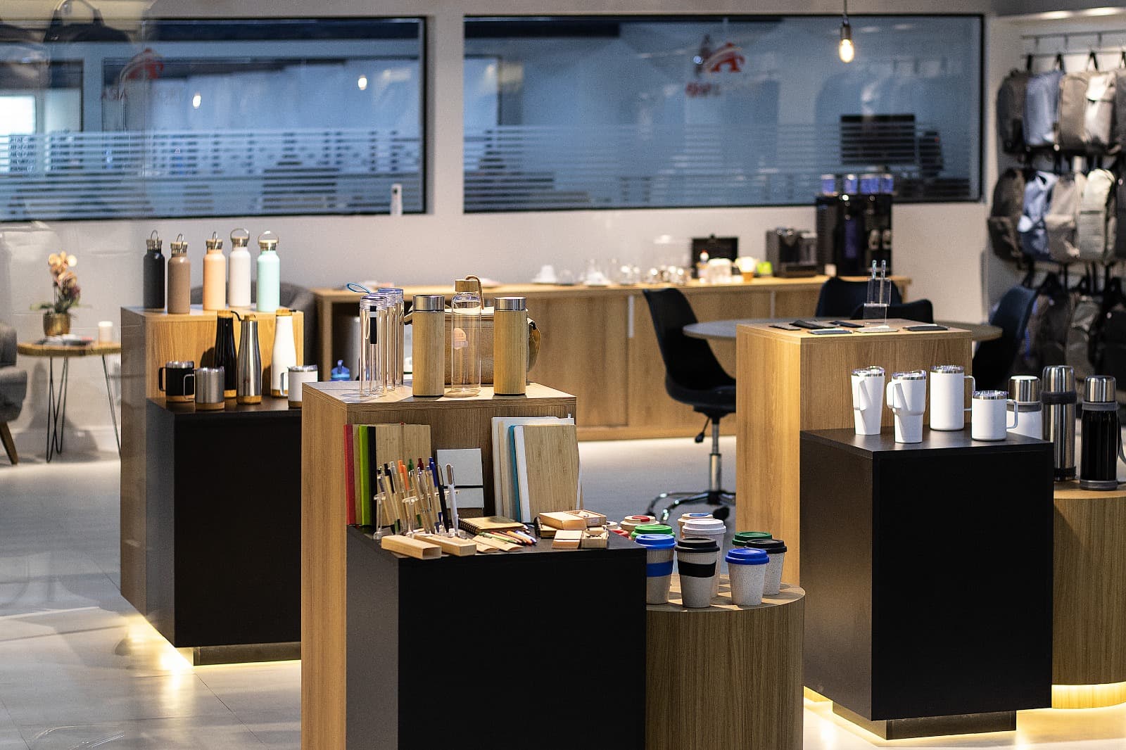 Show ROOM 3